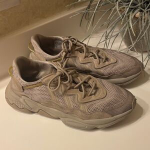 Adidas Stylish Tan Sneakers